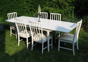 Beautiful white extending dining table and 6 chairs - SOLD