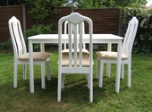 Beautiful white table and 4 chairs set - SOLD