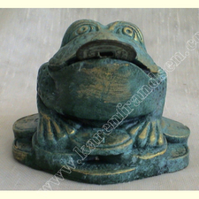 Verdigris Feng Shui toad - front view